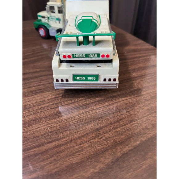 Hess Toy Truck and Car 1988 White Green - Picture 2 of 5